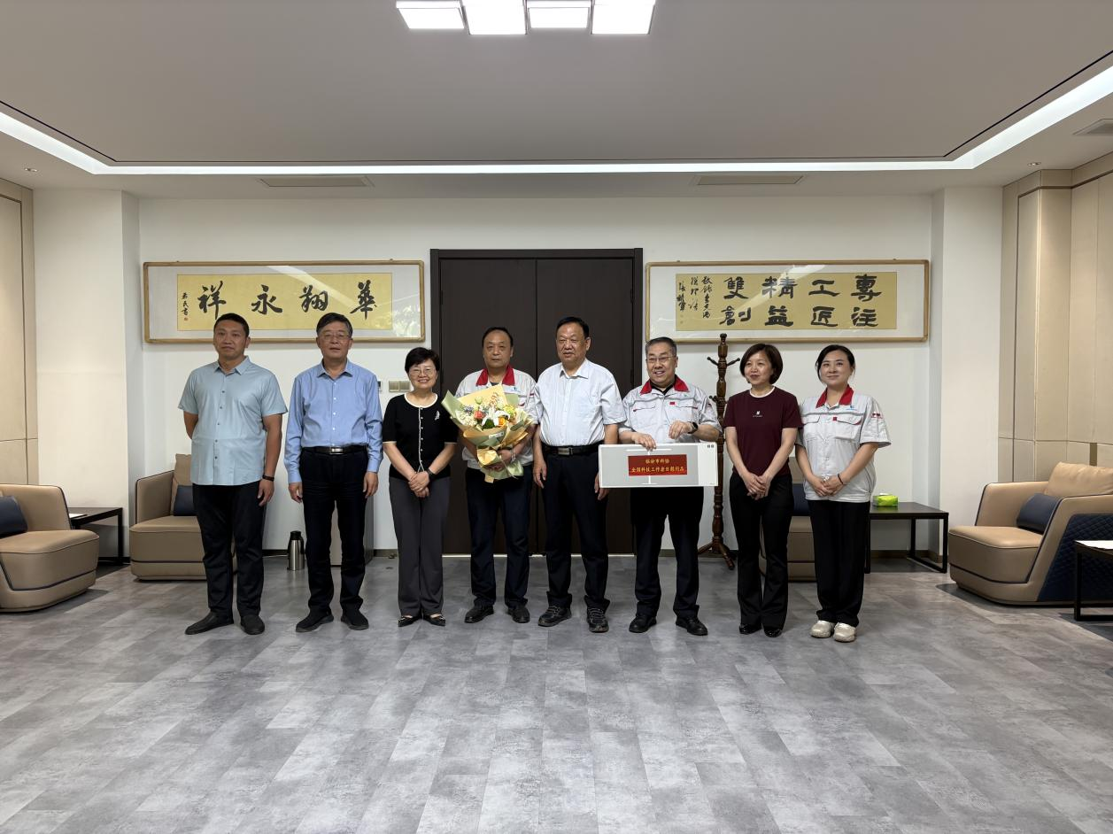 临汾市科协领导走访慰问山西胜天国际集团科技工作者 共推产业创新升级